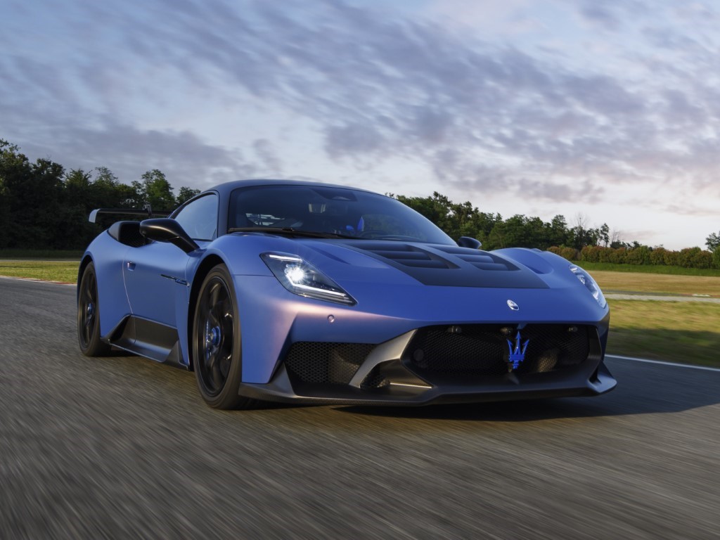 Maserati MC20 GT2 Stradale